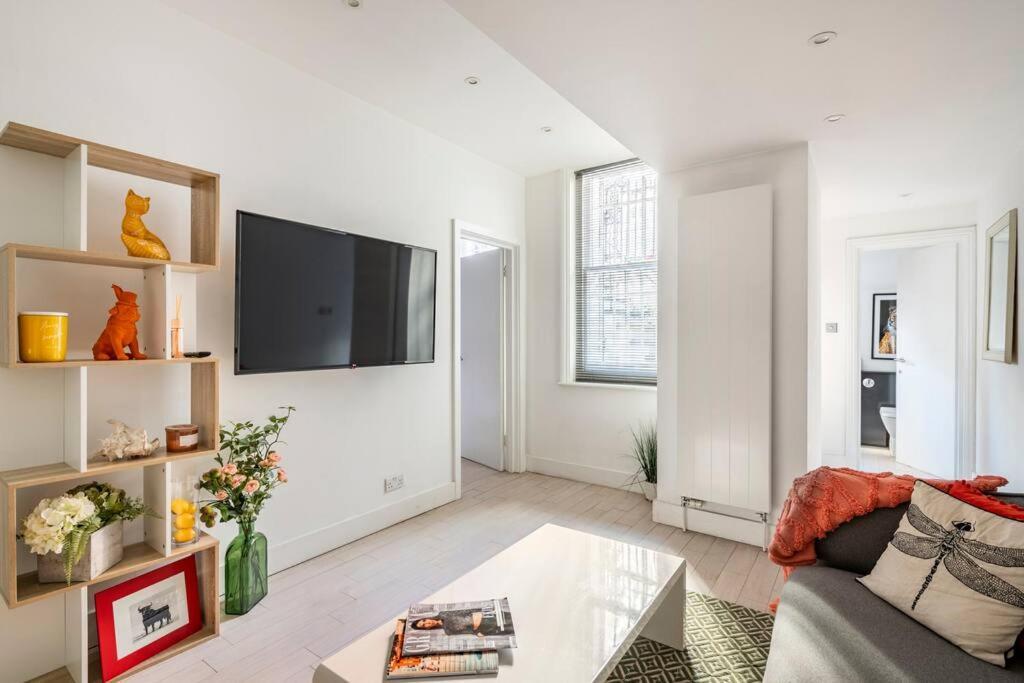 Chelsea Posh Apartment Лондон Екстериор снимка