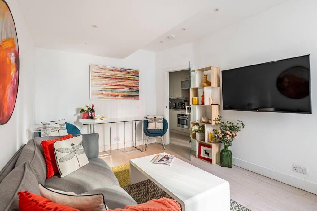 Chelsea Posh Apartment Лондон Екстериор снимка