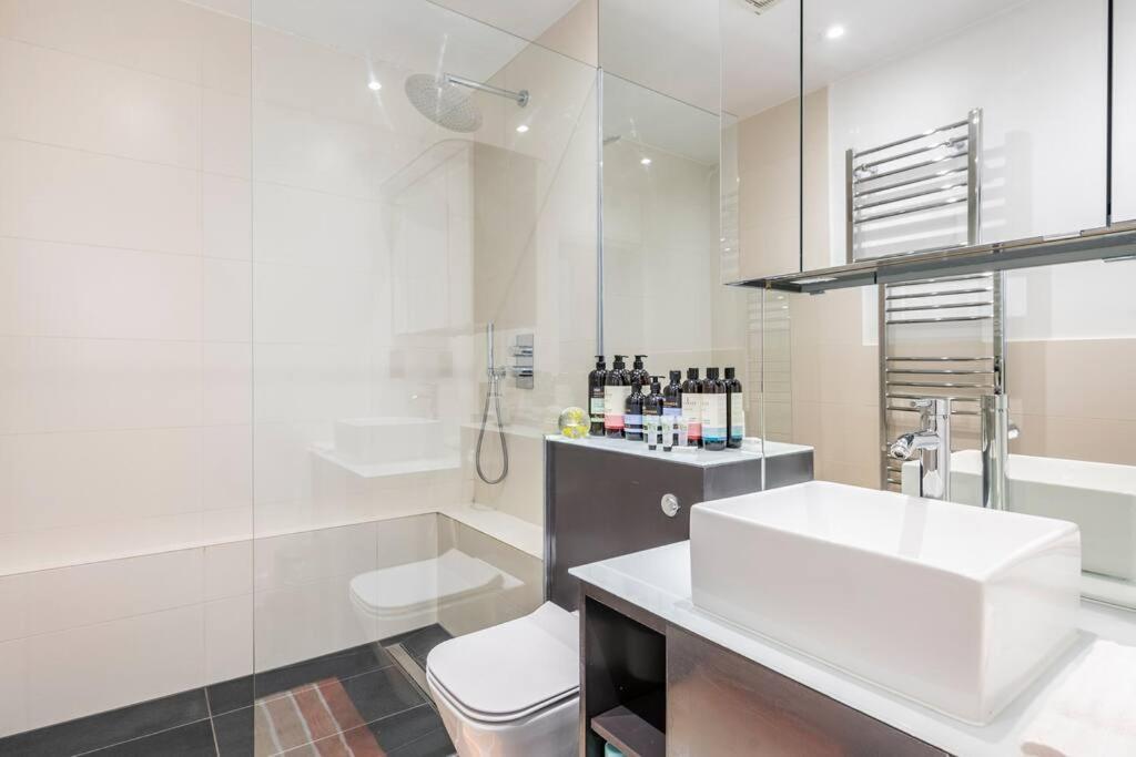 Chelsea Posh Apartment Лондон Екстериор снимка